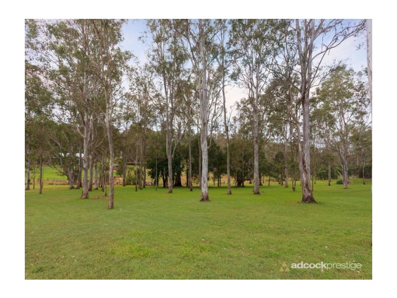 23 Wybelenna Street, Brookfield QLD 4069