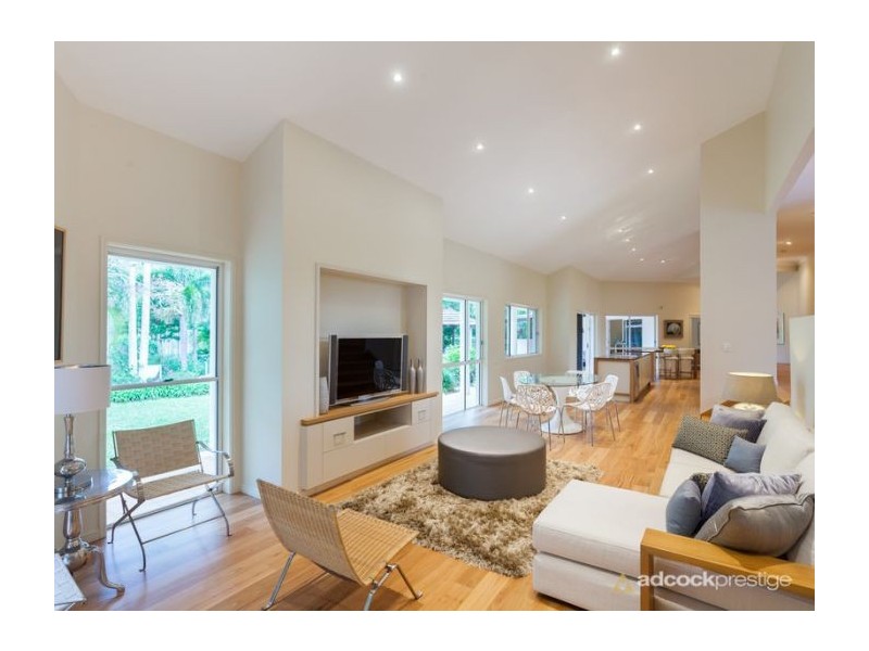 23 Wybelenna Street, Brookfield QLD 4069