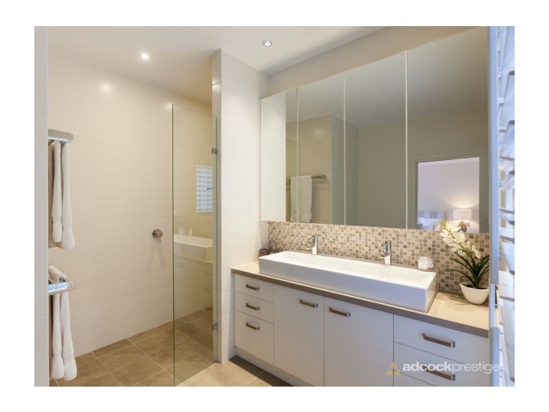 23 Wybelenna Street, Brookfield QLD 4069