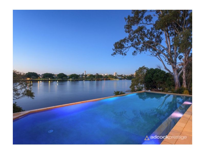 10-12 Hiron Street, St Lucia QLD 4067