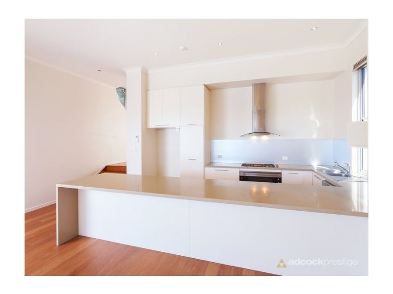 10-12 Hiron Street, St Lucia QLD 4067