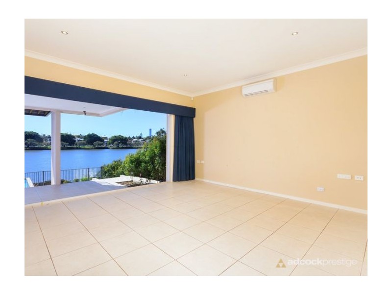10-12 Hiron Street, St Lucia QLD 4067