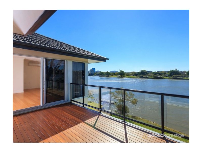 10-12 Hiron Street, St Lucia QLD 4067