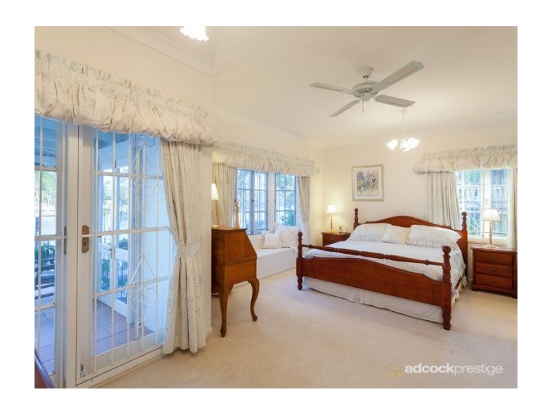 36 Twigg Street, Indooroopilly QLD 4068