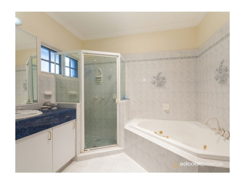 36 Twigg Street, Indooroopilly QLD 4068