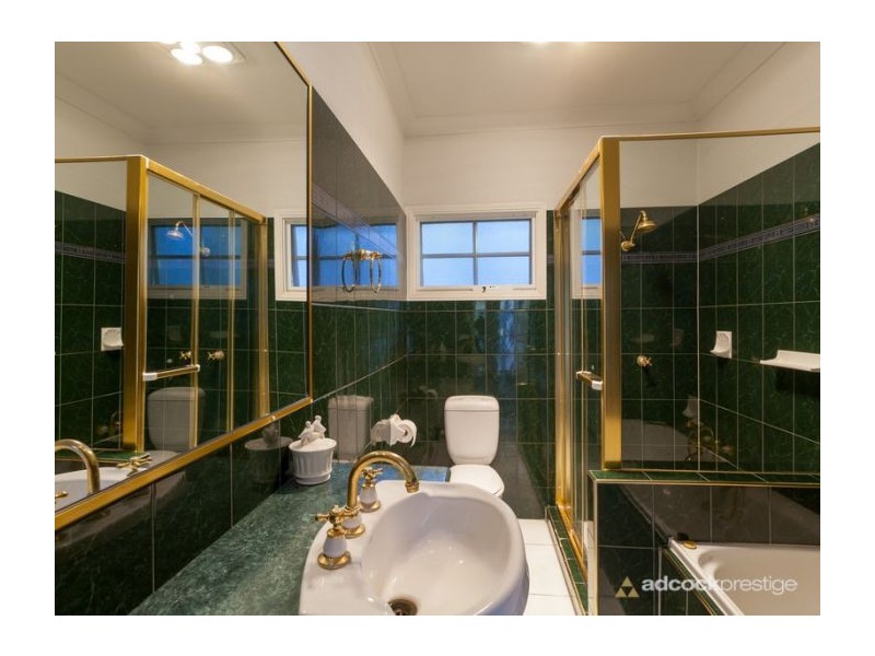 36 Twigg Street, Indooroopilly QLD 4068