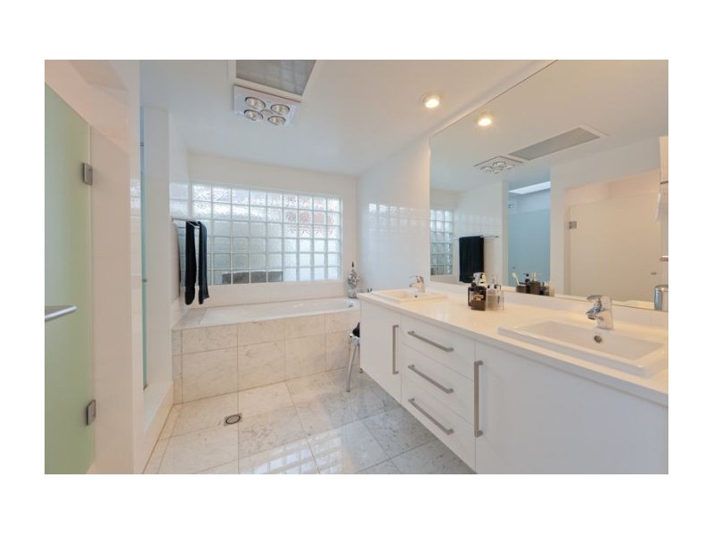21 Mandalay Street, Fig Tree Pocket QLD 4069