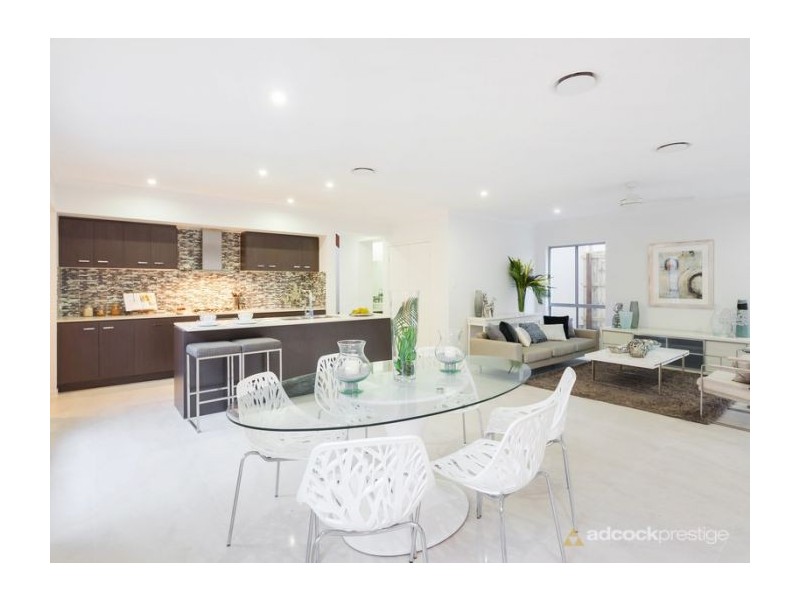 46 Dell Road, St Lucia QLD 4067