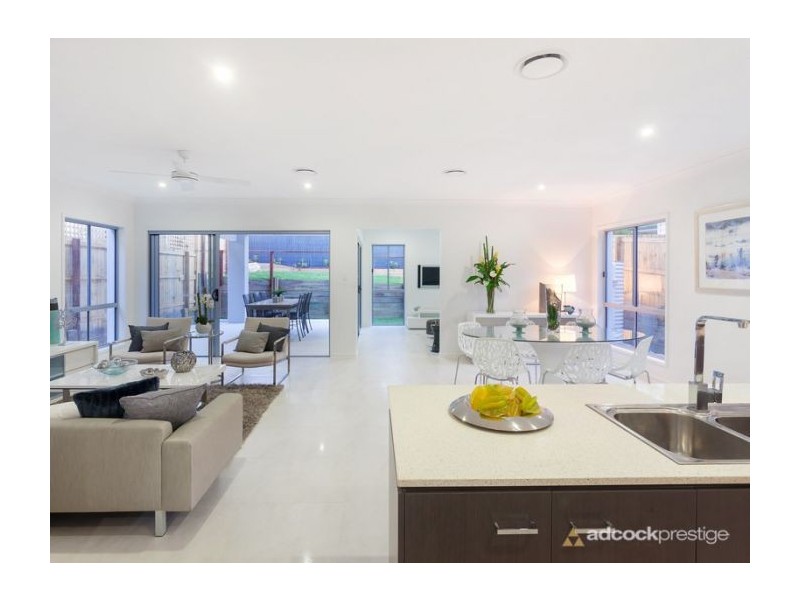 46 Dell Road, St Lucia QLD 4067