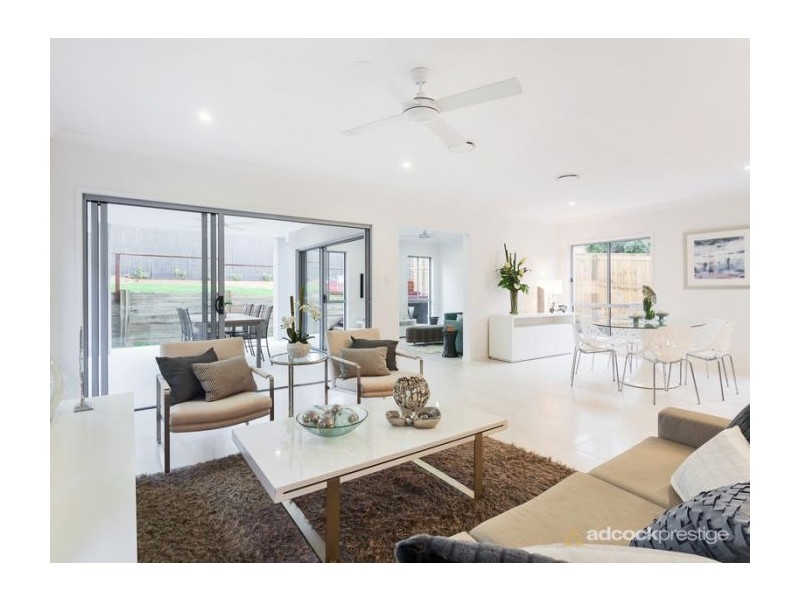 46 Dell Road, St Lucia QLD 4067