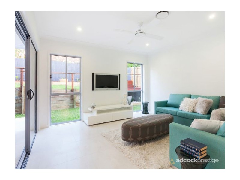 46 Dell Road, St Lucia QLD 4067