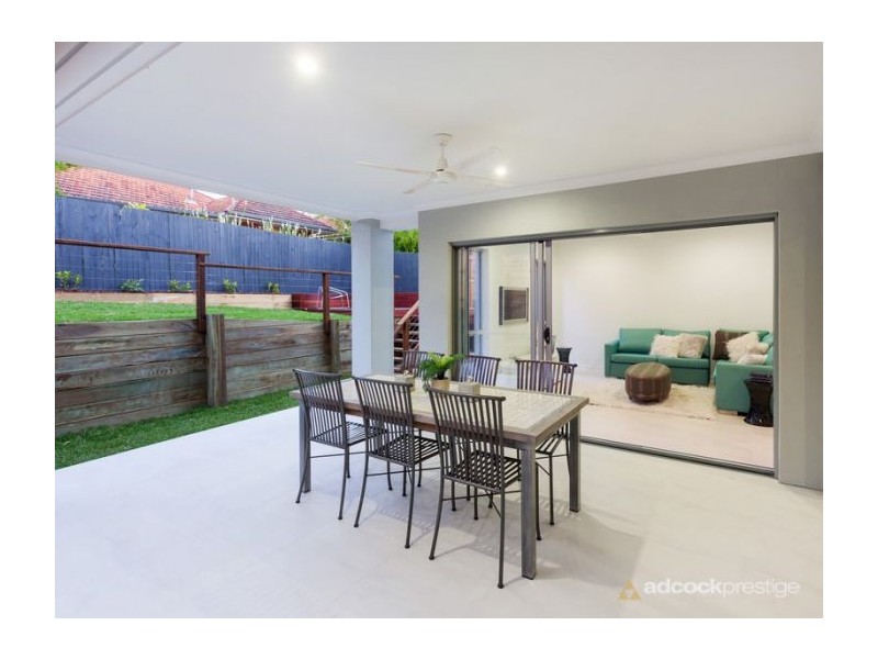 46 Dell Road, St Lucia QLD 4067