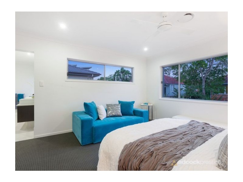 46 Dell Road, St Lucia QLD 4067