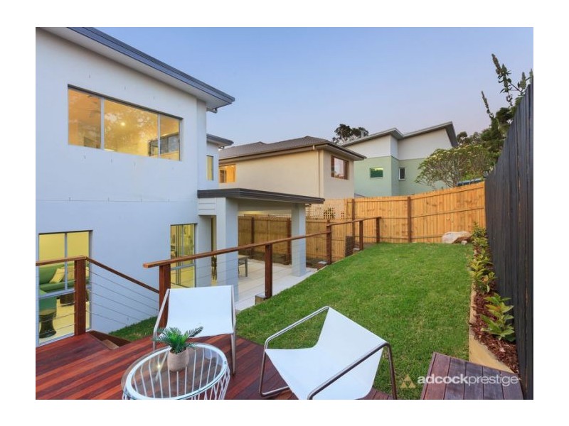 46 Dell Road, St Lucia QLD 4067