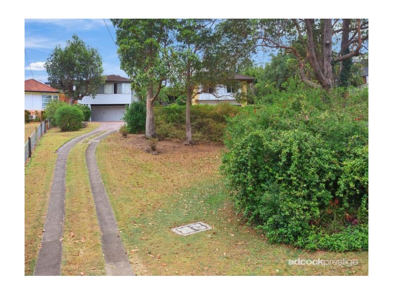 16 Mavis Street, St Lucia QLD 4067