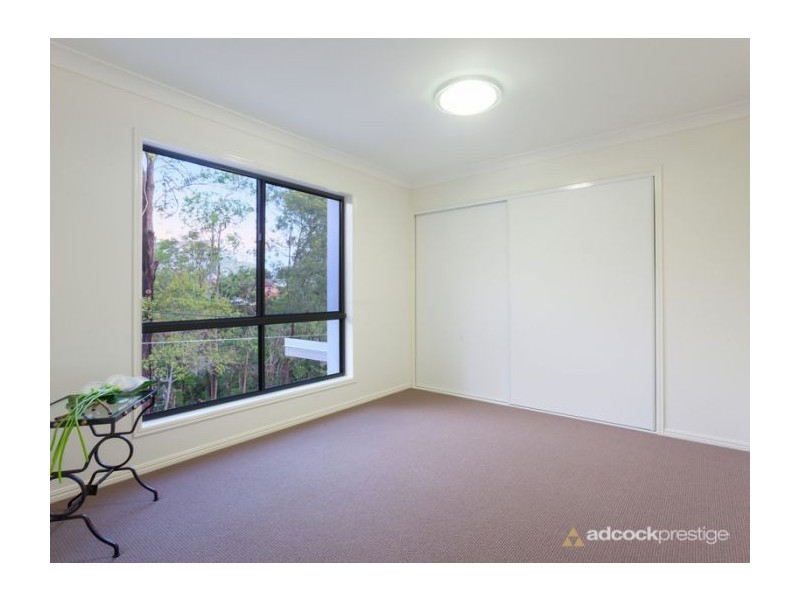 57 Boomerang Road, St Lucia QLD 4067