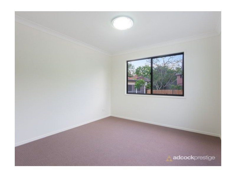 57 Boomerang Road, St Lucia QLD 4067