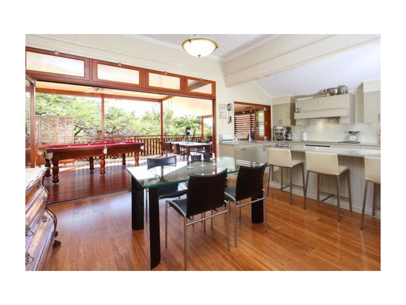 12 Golding Street, Toowong QLD 4066