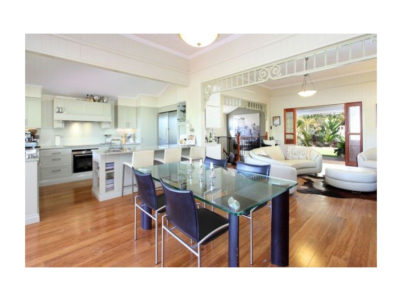 12 Golding Street, Toowong QLD 4066