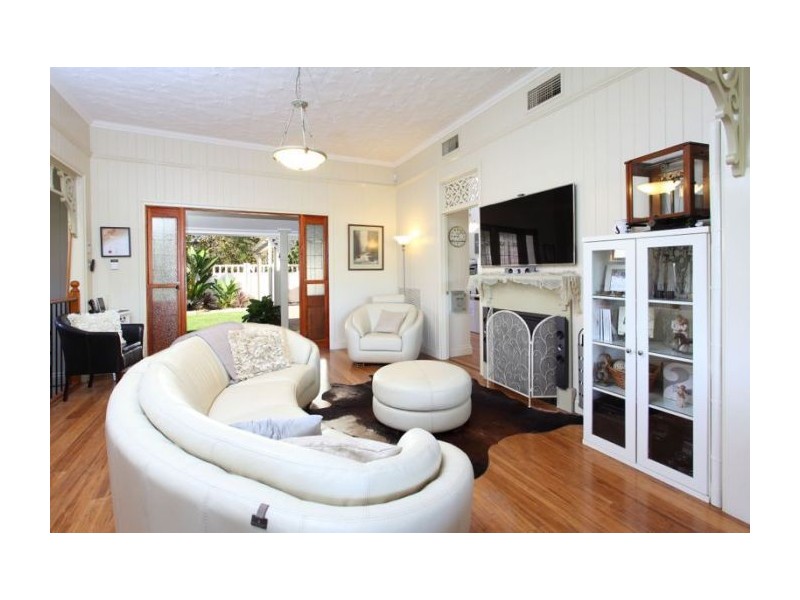 12 Golding Street, Toowong QLD 4066