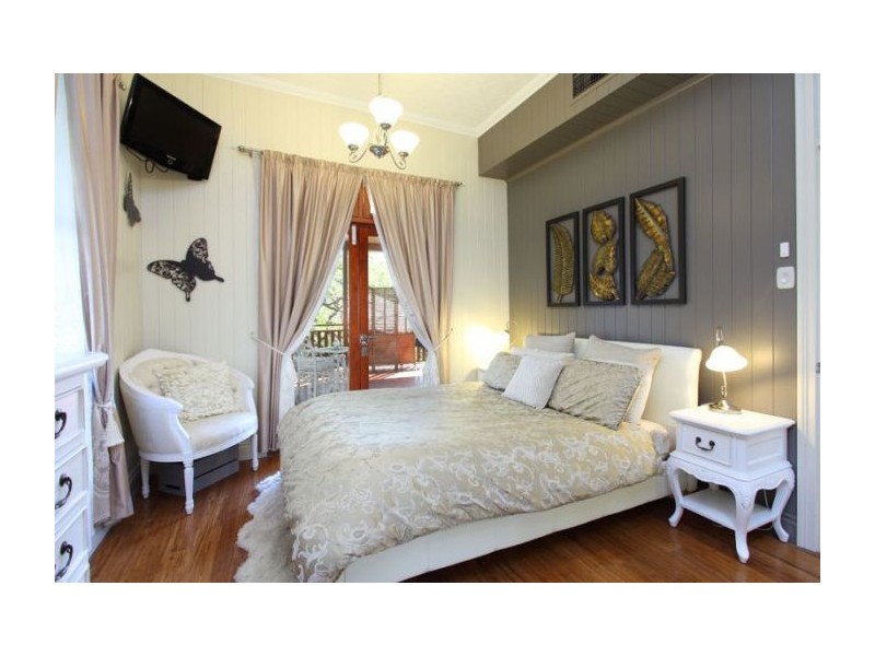 12 Golding Street, Toowong QLD 4066