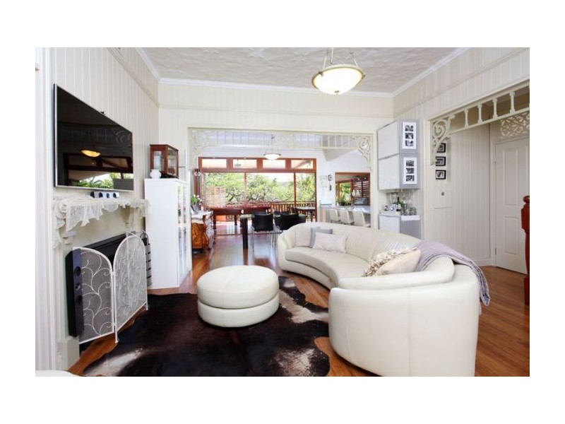 12 Golding Street, Toowong QLD 4066