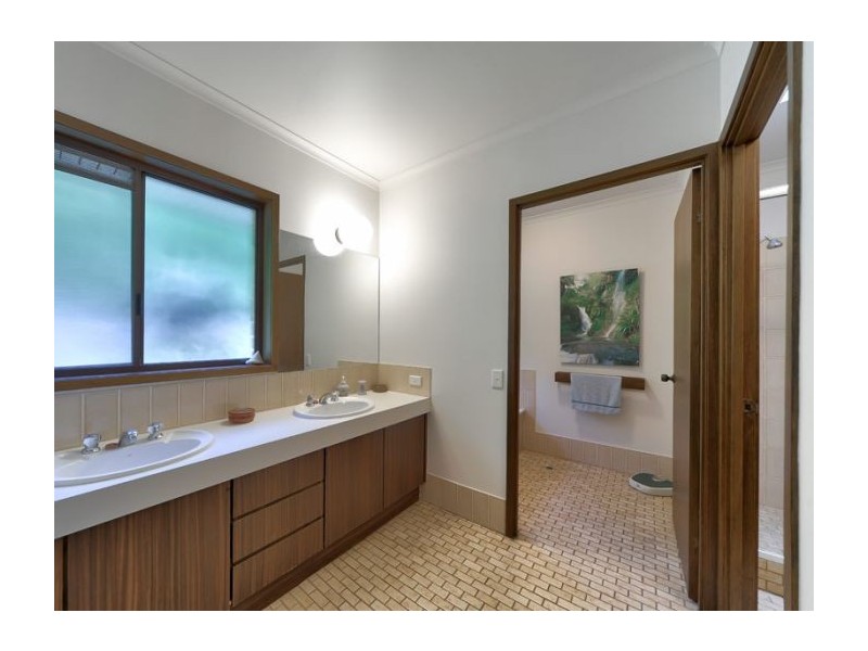 268 Jesmond Road, Fig Tree Pocket QLD 4069