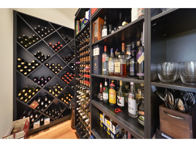 18 Kew Street, Indooroopilly QLD 4068