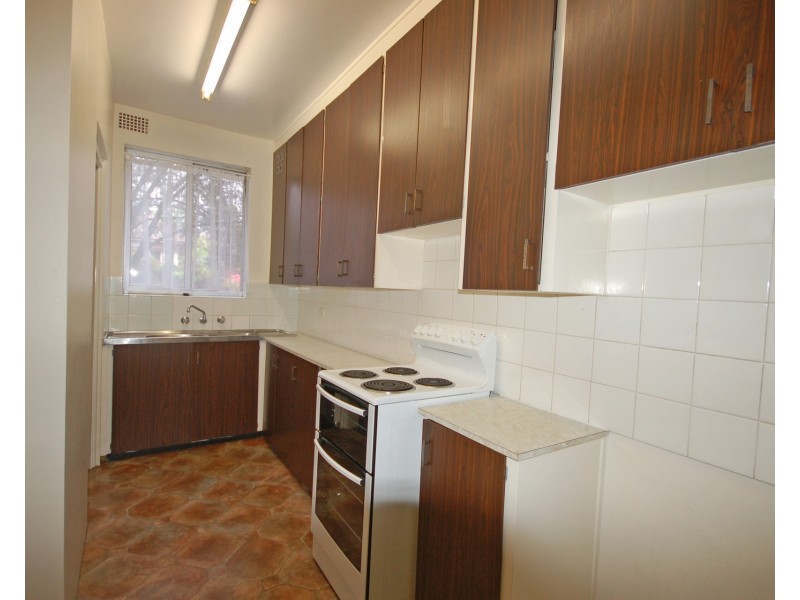 2/27 Forster Street, West Ryde NSW 2114