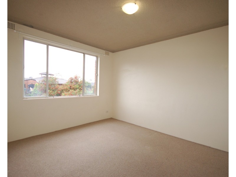 2/27 Forster Street, West Ryde NSW 2114