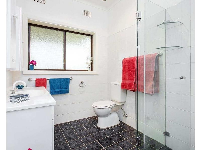 102 Lancaster Avenue, Melrose Park NSW 2114