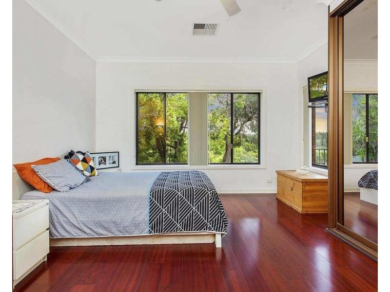 102 Lancaster Avenue, Melrose Park NSW 2114