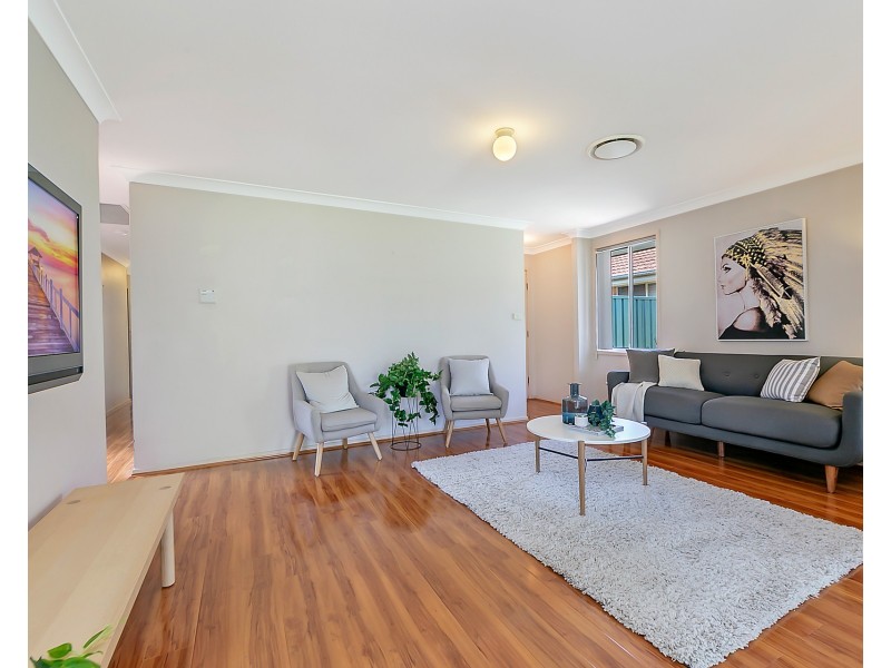 43 Woldhuis Street, Quakers Hill NSW 2763