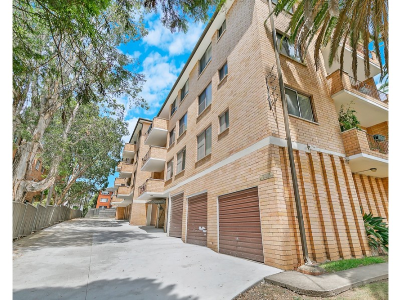 9/31 Meadow Crescent, Meadowbank NSW 2114