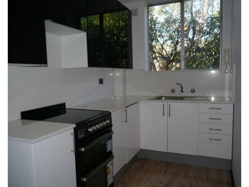 8/2 Adelaide Street, West Ryde NSW 2114