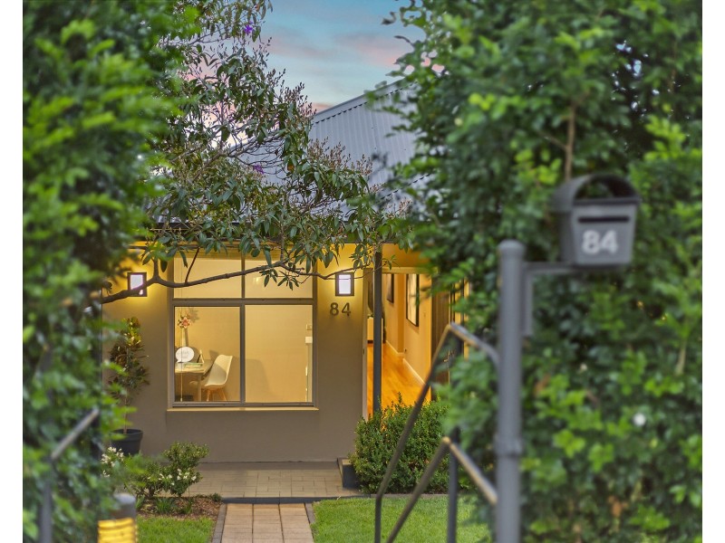 84 Evans Road, Dundas Valley NSW 2117