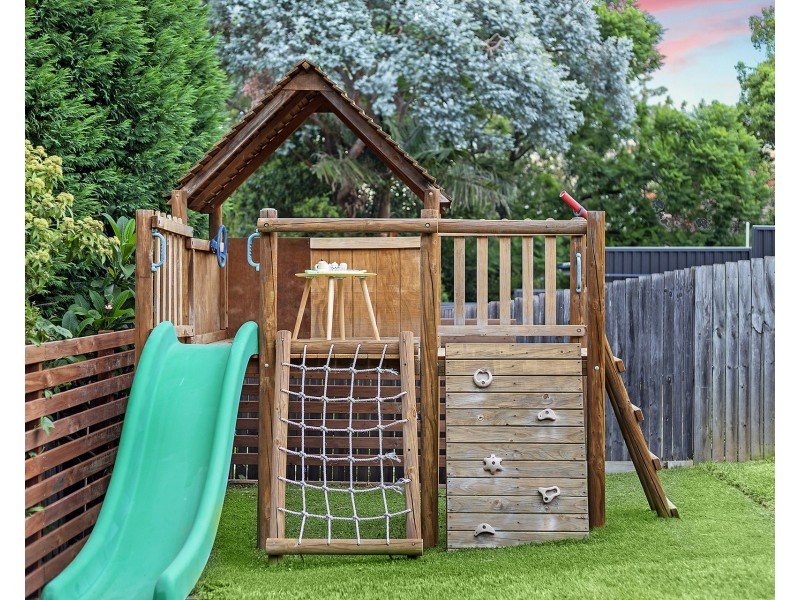 84 Evans Road, Dundas Valley NSW 2117