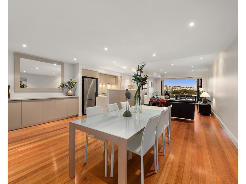 26/2 Bay Drive, Meadowbank NSW 2114