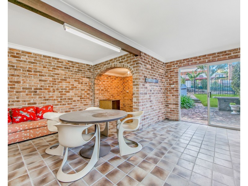 32 Luculia Avenue, Baulkham Hills NSW 2153