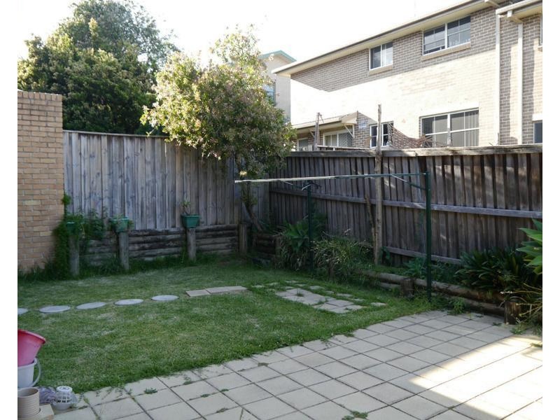 34/18-20 Pearce Street, Baulkham Hills NSW 2153