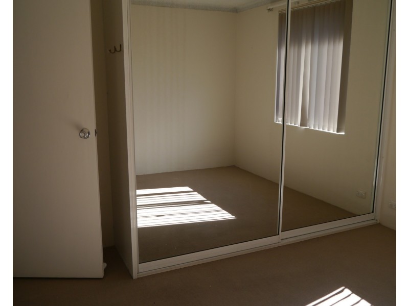 17/58 Meadow Crescent, Meadowbank NSW 2114