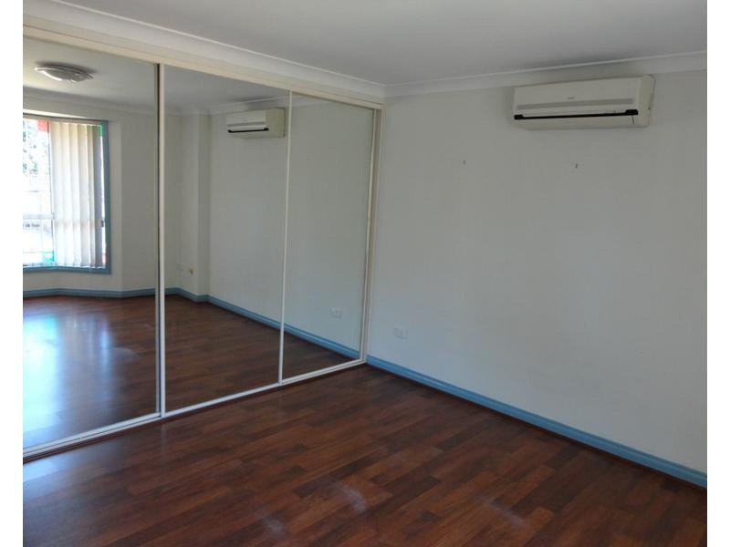 6/10-12 Rickard Street, Merrylands NSW 2160