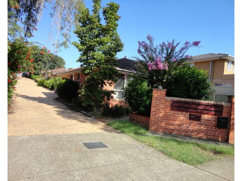 6/10-12 Rickard Street, Merrylands NSW 2160