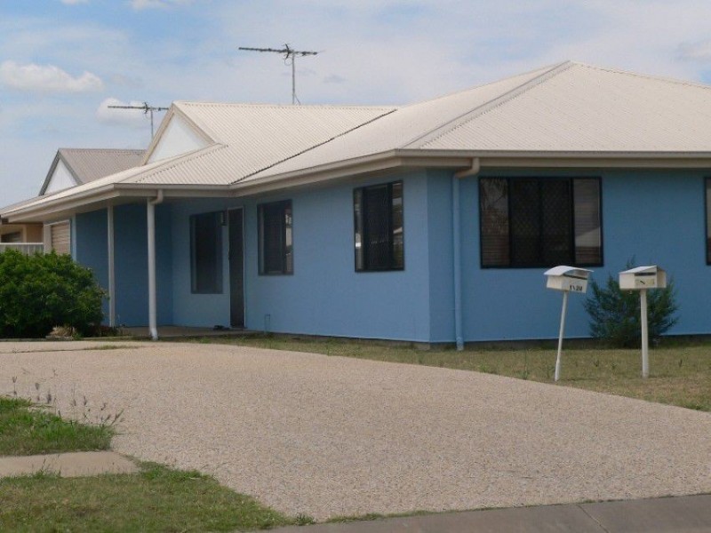 2/24 Desgrand Street, Emerald QLD 4720