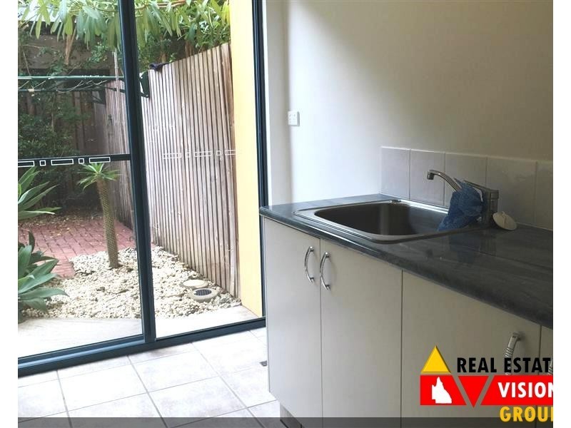 3/7 Erromango Drive, Jubilee Pocket QLD 4802