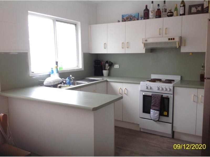 Unit 4/3 Eshelby Drive, Cannonvale QLD 4802