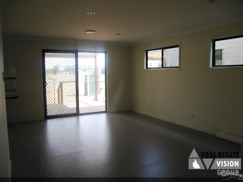 65 Stower Street, Blackwater QLD 4717