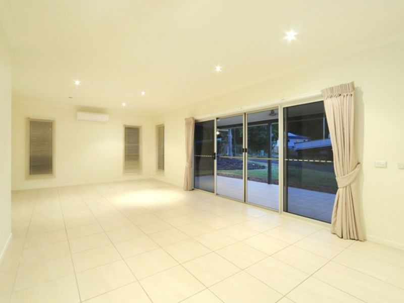 12 Armada Crescent, Jubilee Pocket QLD 4802