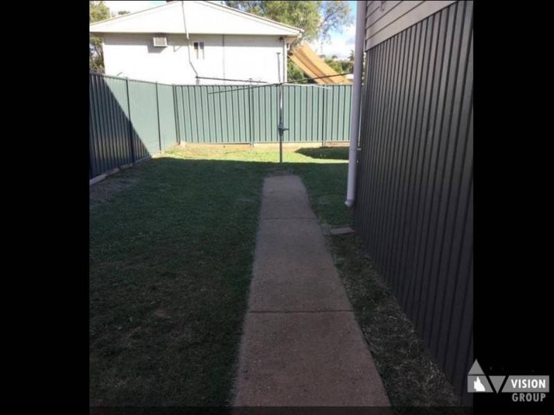 15 Kurrajong Street, Blackwater QLD 4717