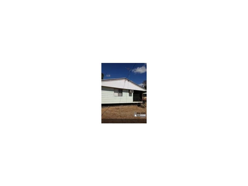 40 Bendee Crescent, Blackwater QLD 4717